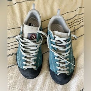 Scarpa Approach Shoes